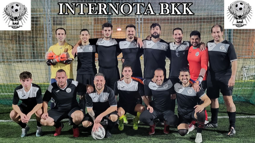 INVICTOS Y LIDERES. CARABANCHEL DIARIO 2ª DIVISION
